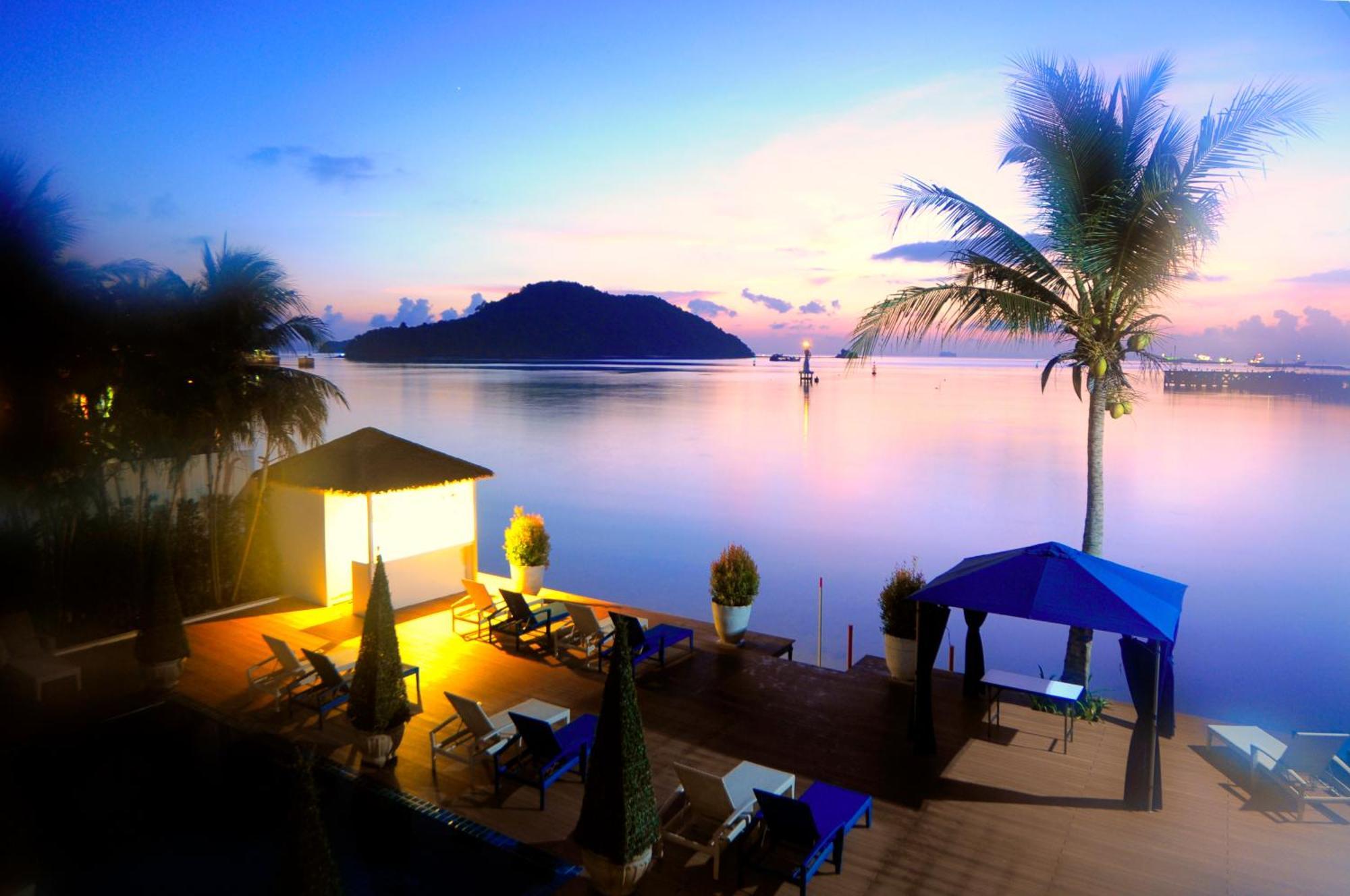 ภูเก็ต โบ็ท คีย์ Hotel Cape Panwa ภายนอก รูปภาพ
