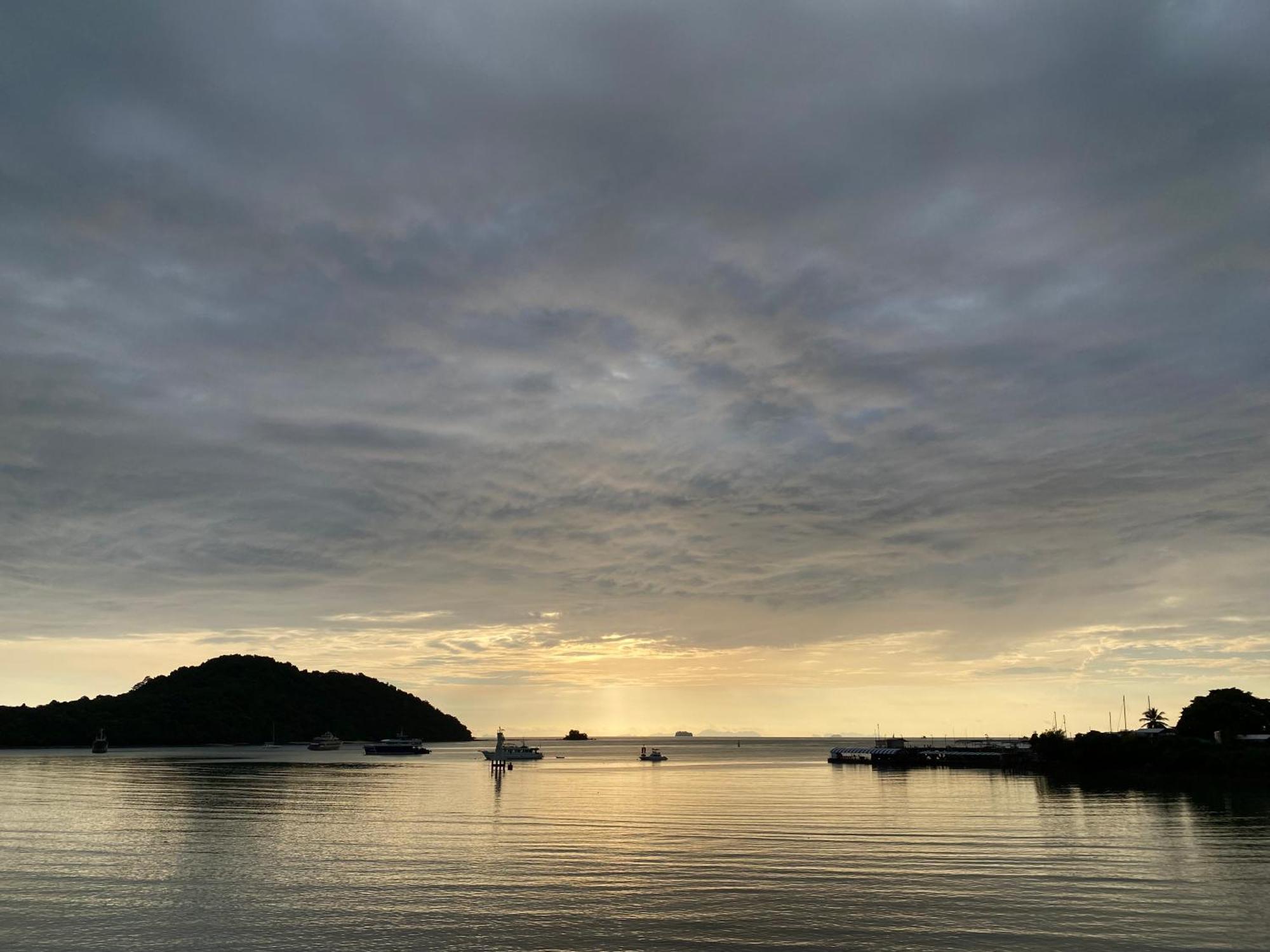 ภูเก็ต โบ็ท คีย์ Hotel Cape Panwa ภายนอก รูปภาพ