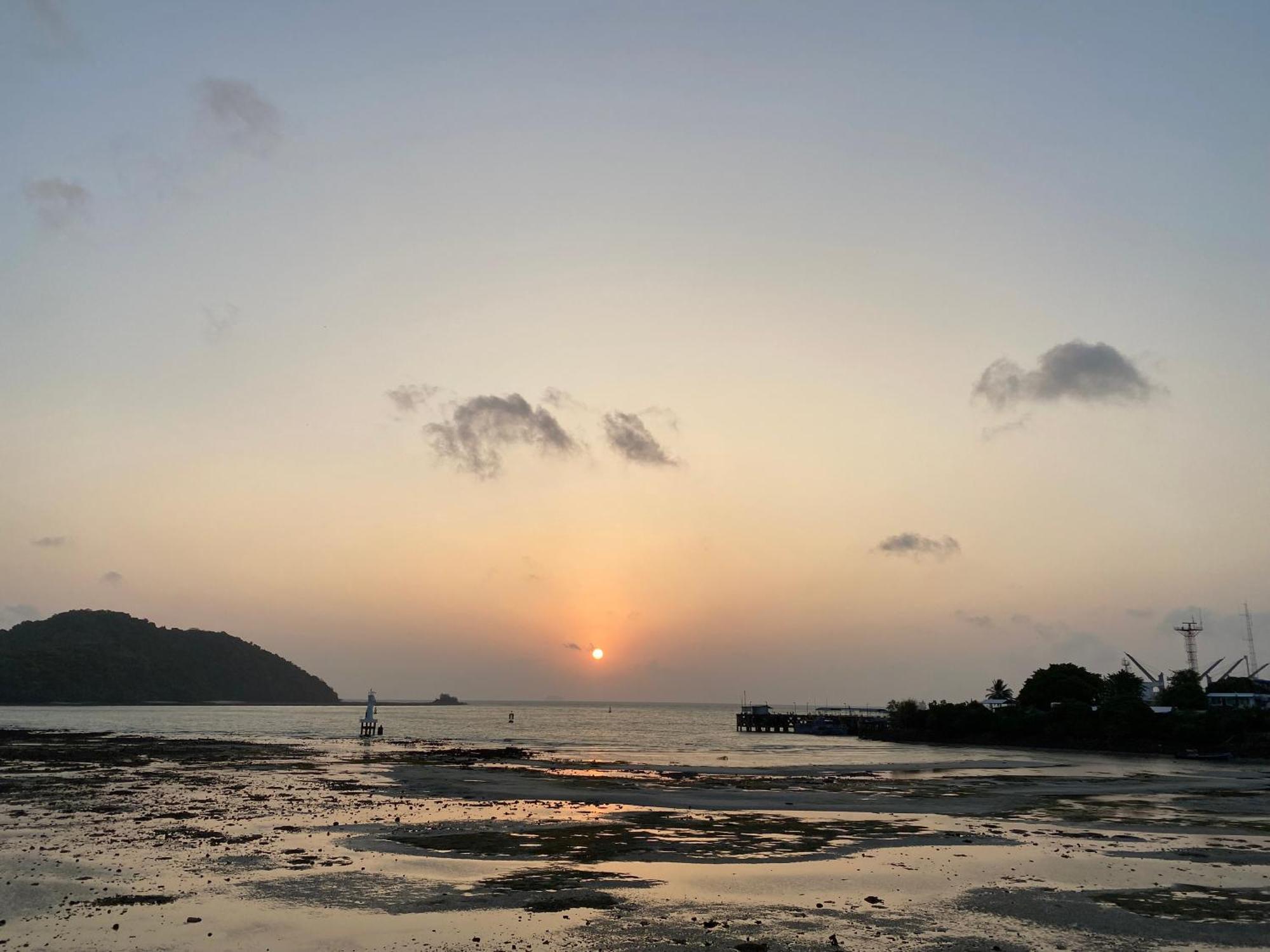 ภูเก็ต โบ็ท คีย์ Hotel Cape Panwa ภายนอก รูปภาพ