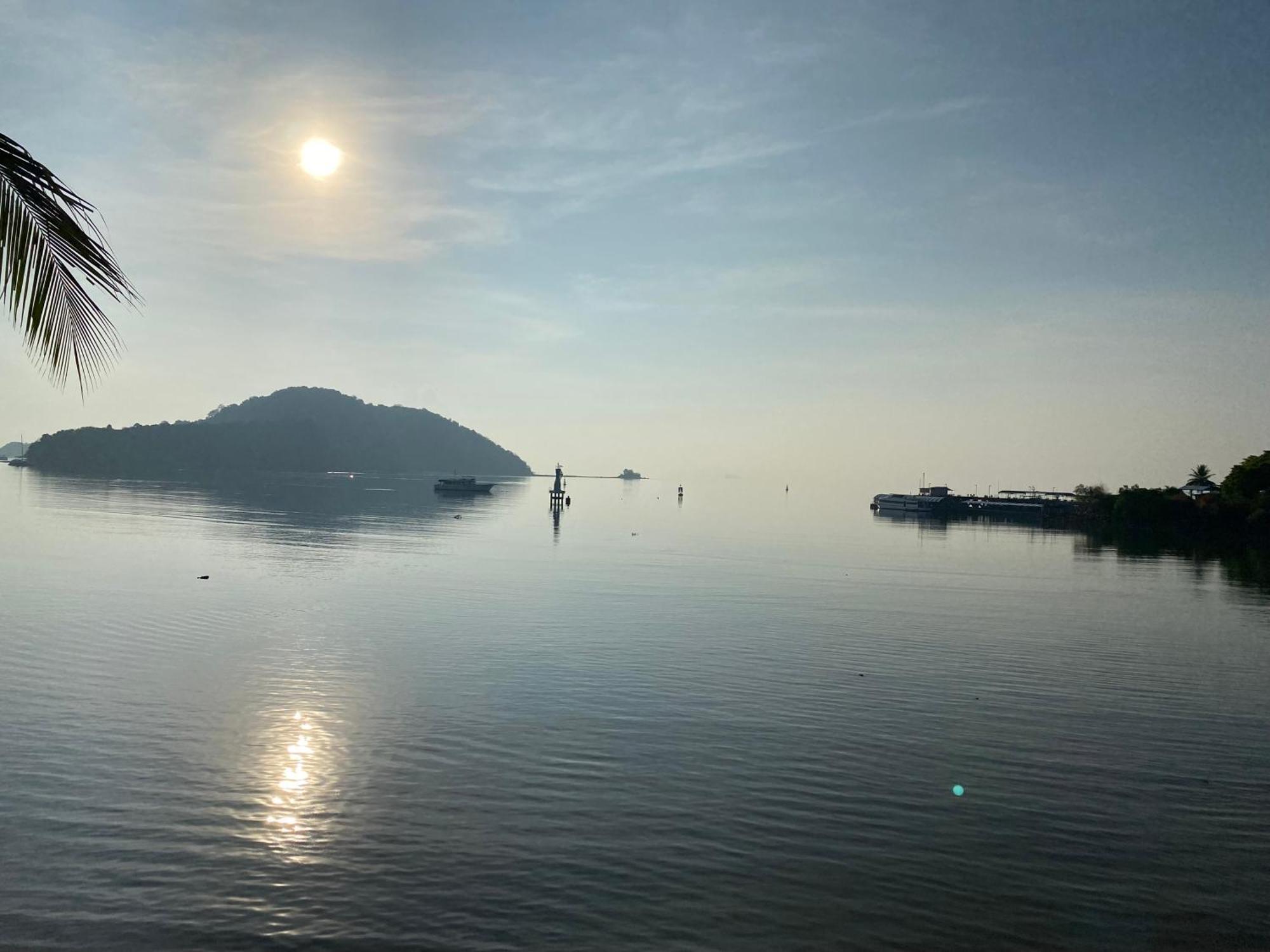 ภูเก็ต โบ็ท คีย์ Hotel Cape Panwa ภายนอก รูปภาพ